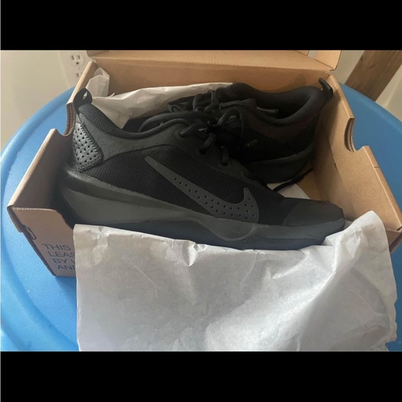 Brand new - Picture 2 of 3